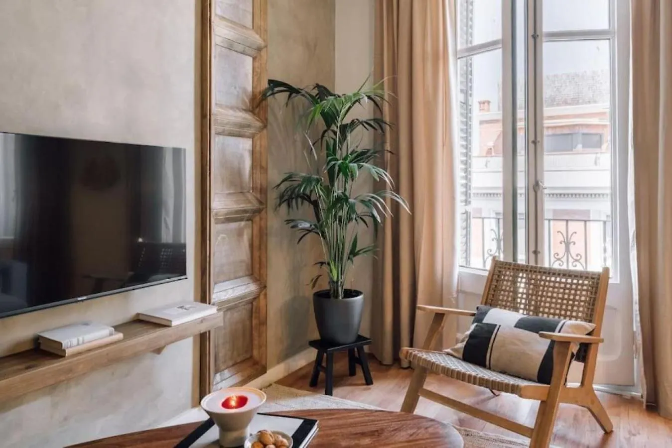 Salonga - 1 Bedroom And Balcony In Eixample Esquerra Barcelona Lägenhet